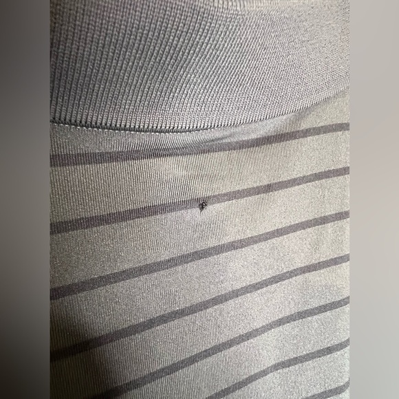290. Duluth Trading Relaxed Fit Striped Polo Gray/Black L - Picture 6 of 6